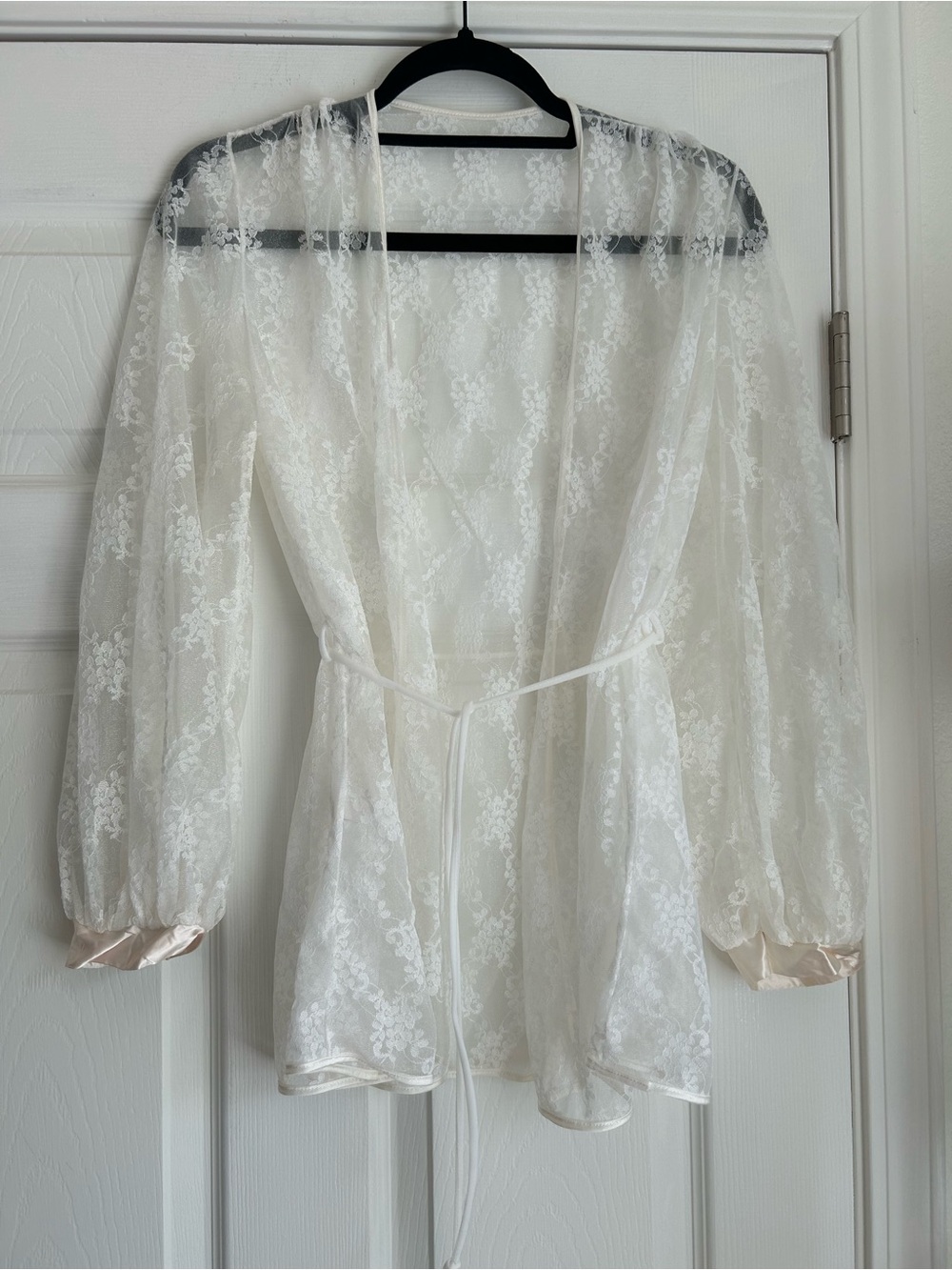 Vintage white lace wrap top size L